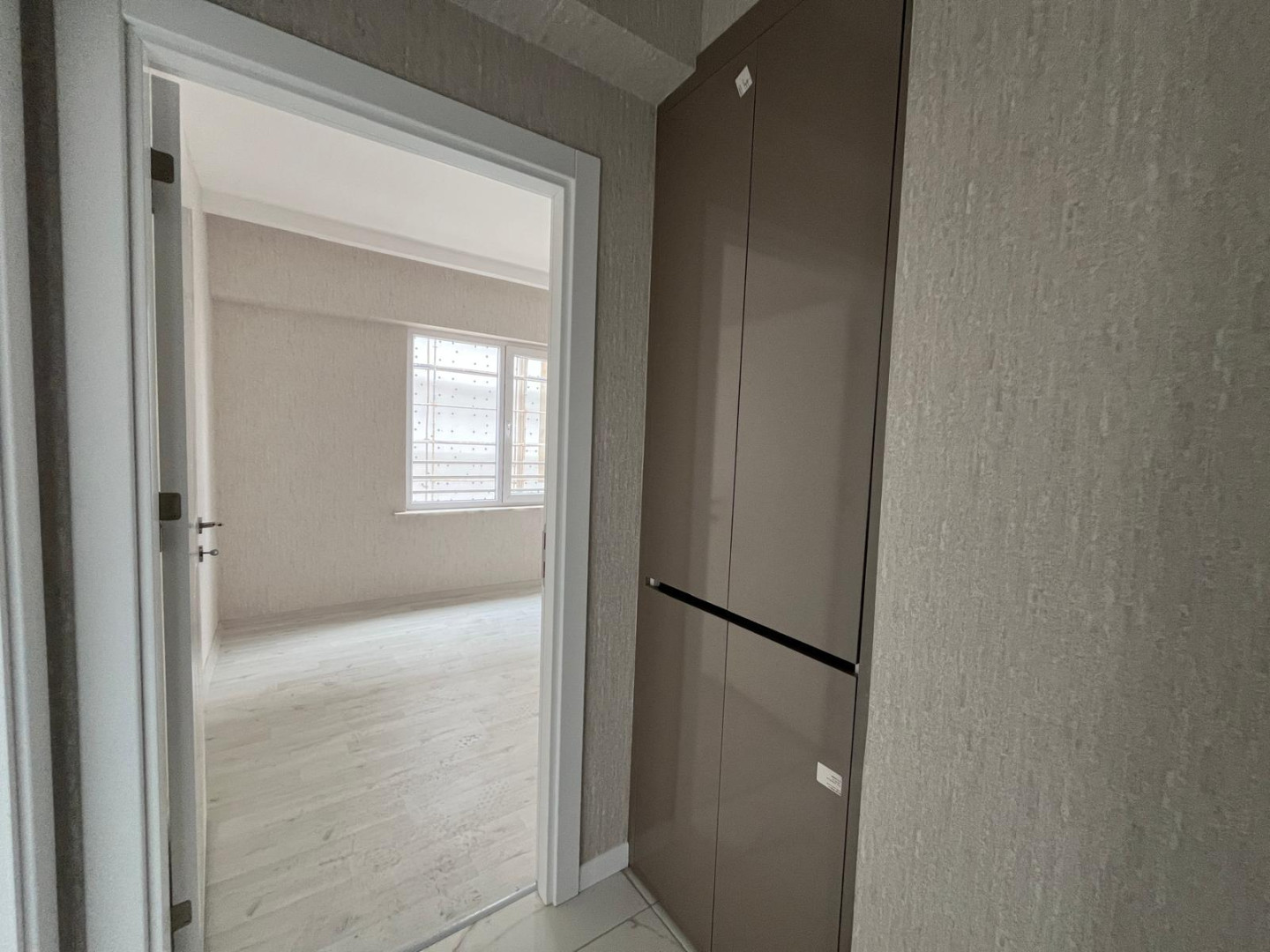 KOSOVA DA SIFIR BALKON TEZGAHLI 3+1 DAİRE